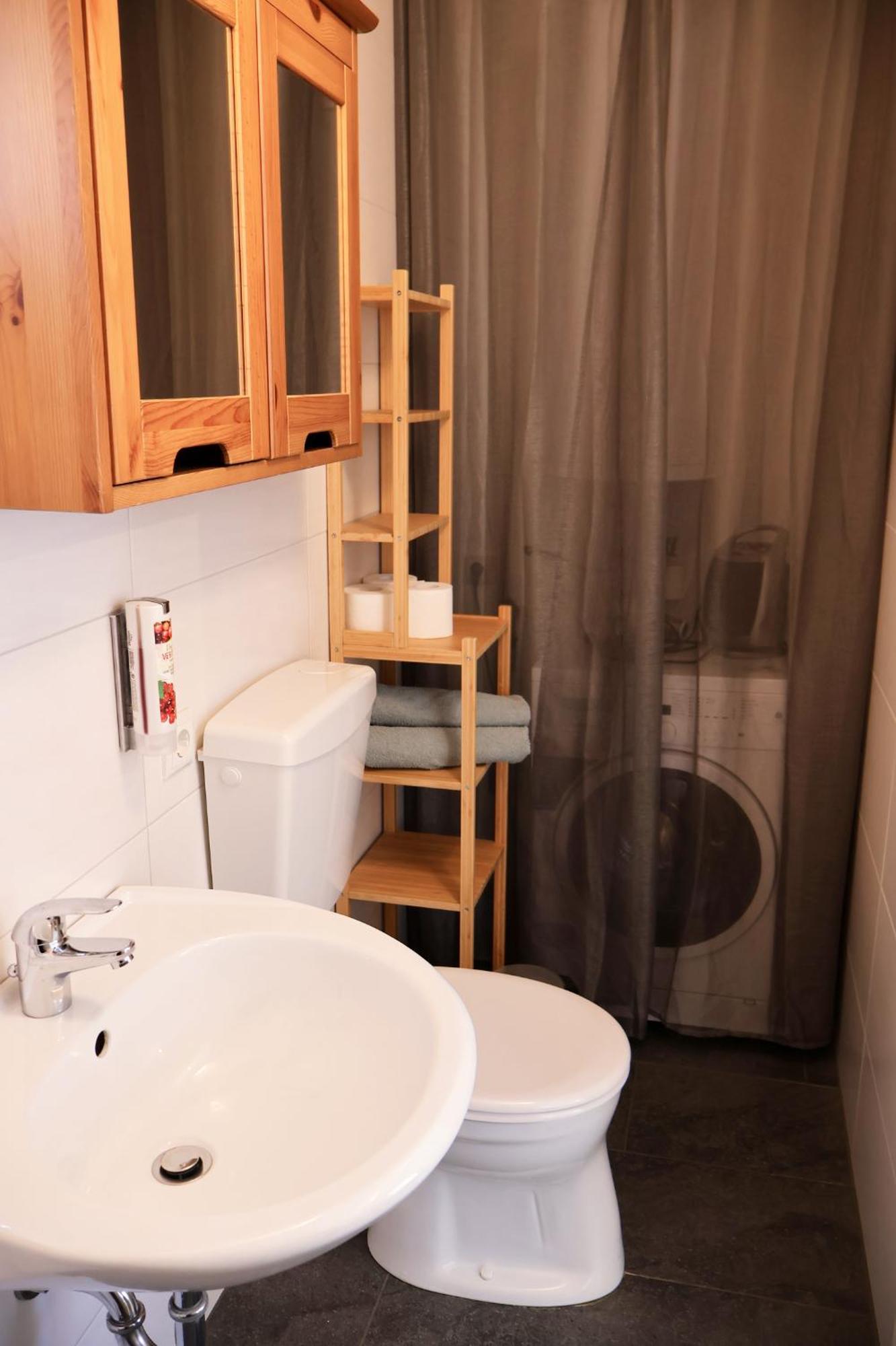 See Appartements Auszeit Mörbisch am See Esterno foto